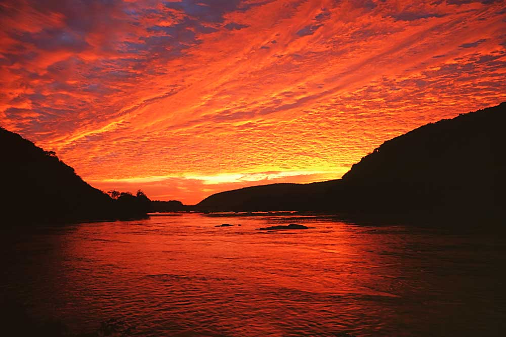 Sunrise on the Potomac River, Loundon County, Virginia # 9611h